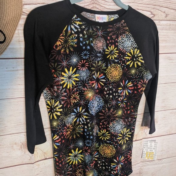 LuLaRoe Randy - Picture 1 of 3